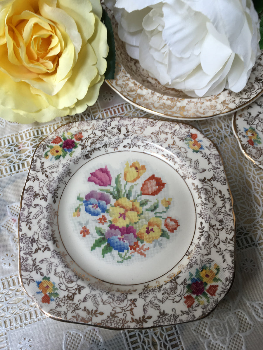 Cake Plates. H K Tunstall c1933 1942. Old English Need Karmens Tea Room