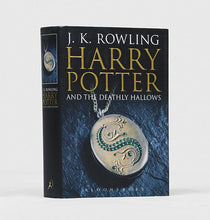 Load image into Gallery viewer, Harry Potter and the Deathly Hallows – First Edition 2007. J.K. Rowling