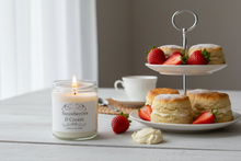 Load image into Gallery viewer, Strawberries and Cream Candle