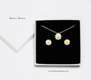 Daisy Necklace, Daisy Earrings gift set 925 Sterling Silver