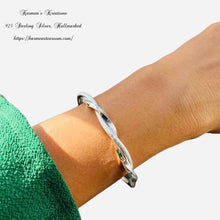 Load image into Gallery viewer, 925 Sterling Silver Hammered Bangle Adjustable
