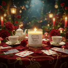 Load image into Gallery viewer, Queen of Hearts candle