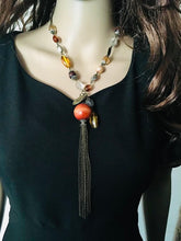 Load image into Gallery viewer, Vintage Tassel Necklace 1970s
