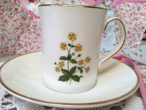 Elizabethan, fine bone china, vintage coffee cup and saucer, summer flowers, c.1980s