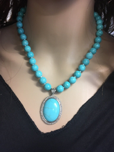 Load image into Gallery viewer, Vintage Turquoise Bead Necklace. c.1970s